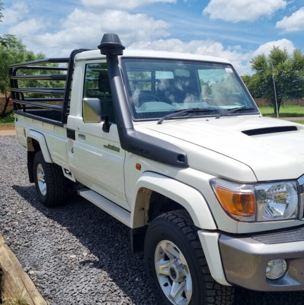 Toyota Land Cruiser Cattle Rails