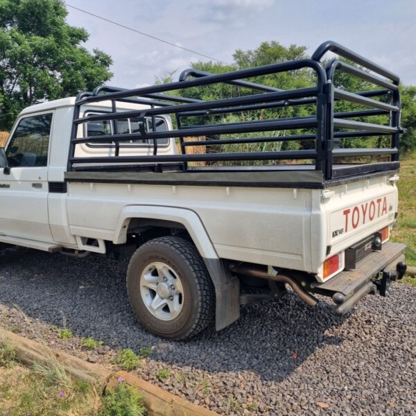 Toyota Land Cruiser Cattle Rails