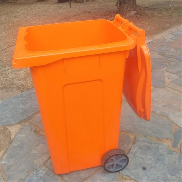 Wheelie Bin