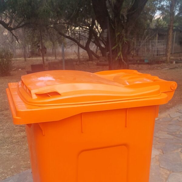 Wheelie Bin