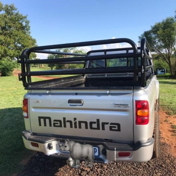 Mahindra Cattle Rails