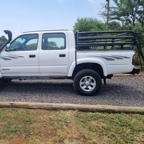 Toyota Hilux Cattle Rails